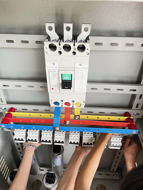 Tủ điện điều khiển tụ bù - Tủ Bảng Điện Đức Khánh Phúc - Công Ty TNHH Tự Động Hoá Đức Khánh Phúc