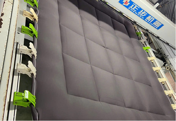 Chăn đông màu xám