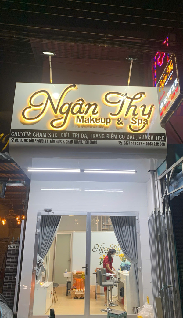 Bảng hiệu ALU chữ nổi