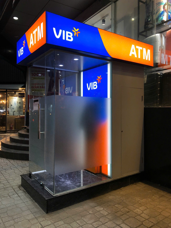 Sản xuất và thi công quảng cáo cho ngân hàng
