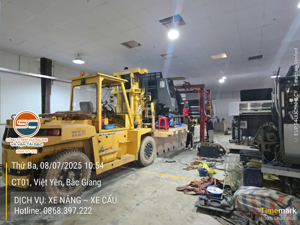 Cho thuê xe nâng, xe cẩu - Xe Nâng S&C - Công Ty TNHH Thương Mại Và Vận Tải S&C