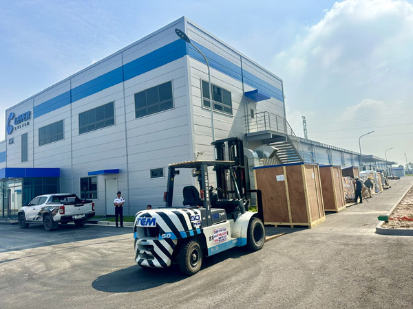 Cho thuê xe nâng, xe cẩu - Xe Nâng S&C - Công Ty TNHH Thương Mại Và Vận Tải S&C