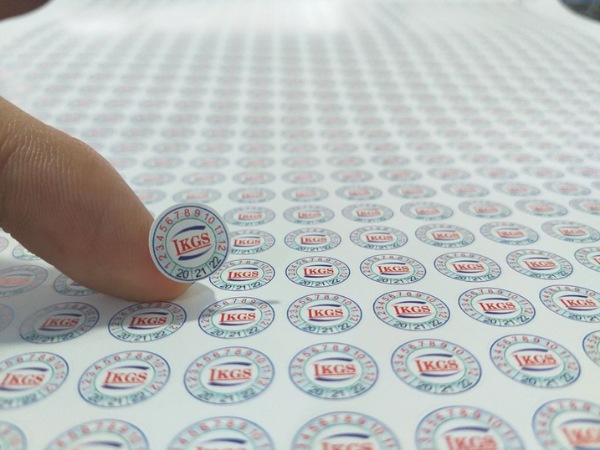 In tem nhãn, decal - In Nhanh Nhanh - Công Ty TNHH In Nhanh Nhanh