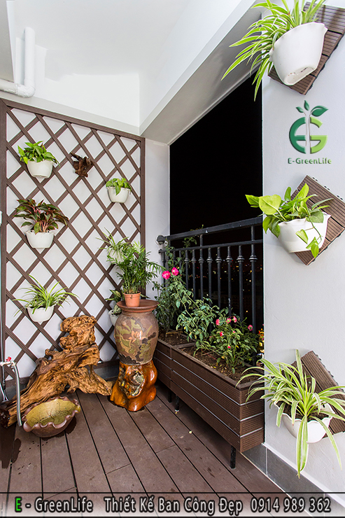 Thiết kế ban công - Hệ Thống Tưới Tự Động E - GREENLIFE Việt Nam - Công Ty Cổ Phần Thương Mại Dịch Vụ Và Sản Xuất E - GREENLIFE Việt Nam