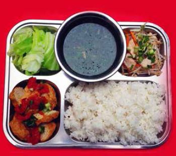 Suất ăn công nghiệp