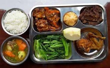 Suất ăn công nghiệp - Suất Ăn Công Nghiệp Thành Tuấn - Công Ty TNHH Thương Mại & Dịch Vụ Công Nghiệp Thành Tuấn