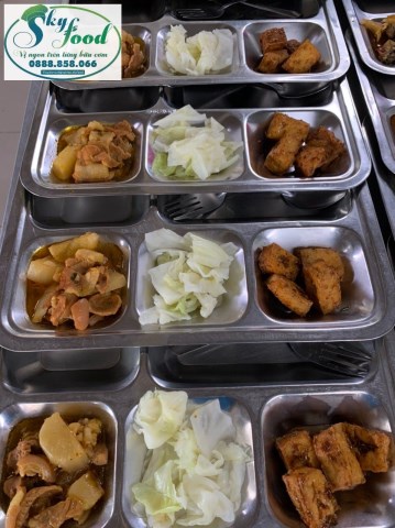Suất ăn nấu tại chỗ - Suất Ăn Công Nghiệp Sky Food - Công Ty TNHH Aqua Sky Line