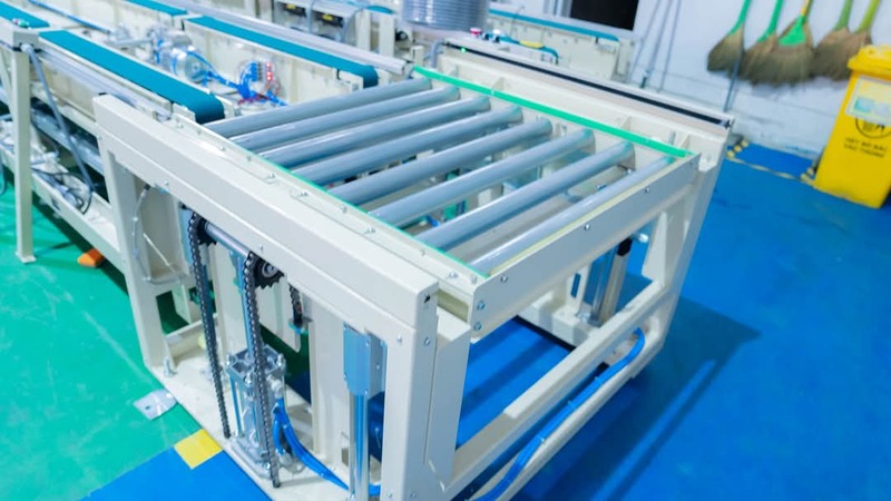 Băng tải con lăn - Máy Đóng Gói Mikyo CN Bình Dương - Công Ty Cổ Phần Máy Đóng Gói Mikyo