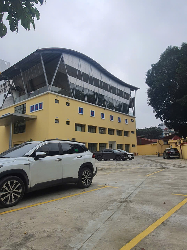 Thi công ốp Aluminium