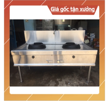 Bếp Á kiềng bánh ú đôi