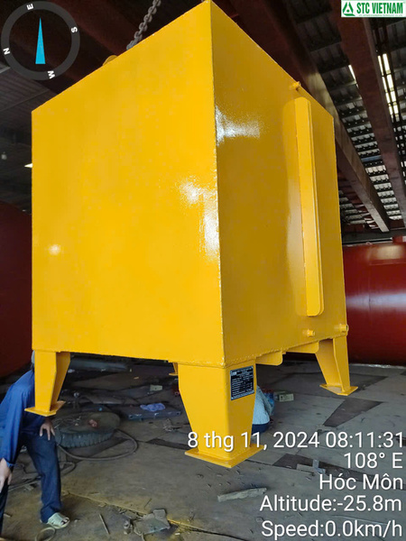 Bồn dầu tổng và bồn dầu ngày máy phát điện
