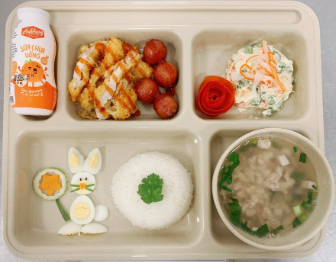 Suất ăn Tiểu học