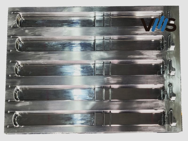 Khuôn hút thông thường