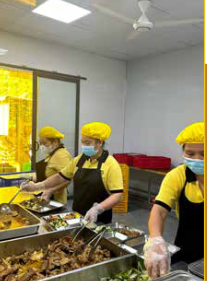 Hình ảnh nhân viên Phú Mỹ Gold - Suất ăn Công Nghiệp Phú Mỹ Gold - Công Ty CP Dịch Vụ Và Thương Mại Phú Mỹ Gold