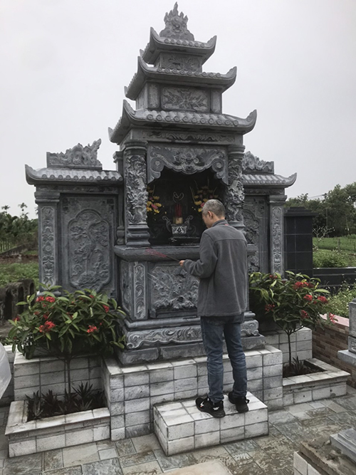 Bia mộ đã hoàn thành - Lăng Mộ Đá Long An - Công Ty TNHH Long Việt Sơn
