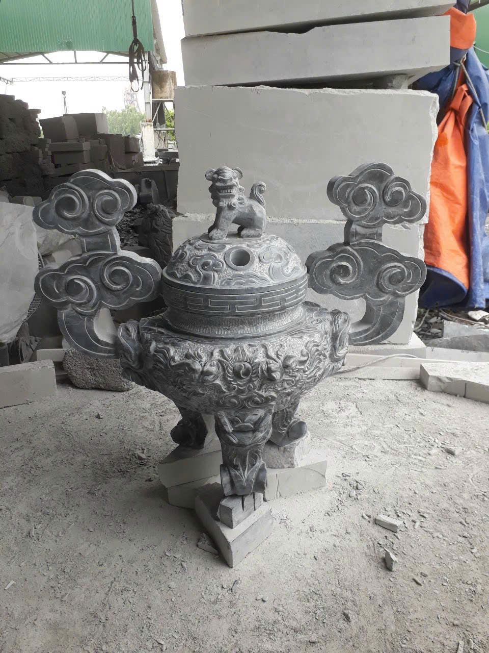 Đá mỹ nghệ - Lăng Mộ Đá Long An - Công Ty TNHH Long Việt Sơn