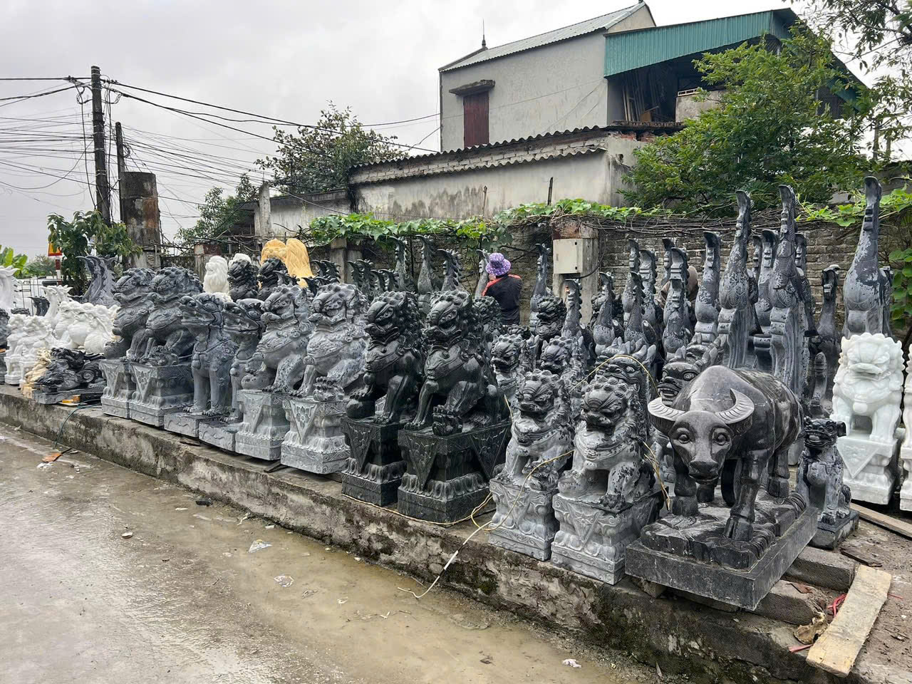 Tượng sư tử - Lăng Mộ Đá Long An - Công Ty TNHH Long Việt Sơn