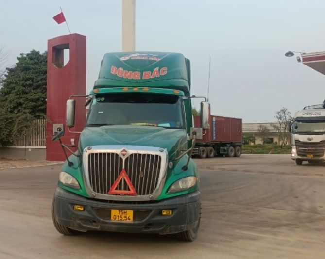 Vận tải container - Công Ty Cổ Phần Đầu Tư Thương Mại Và Vận Tải Đông Bắc