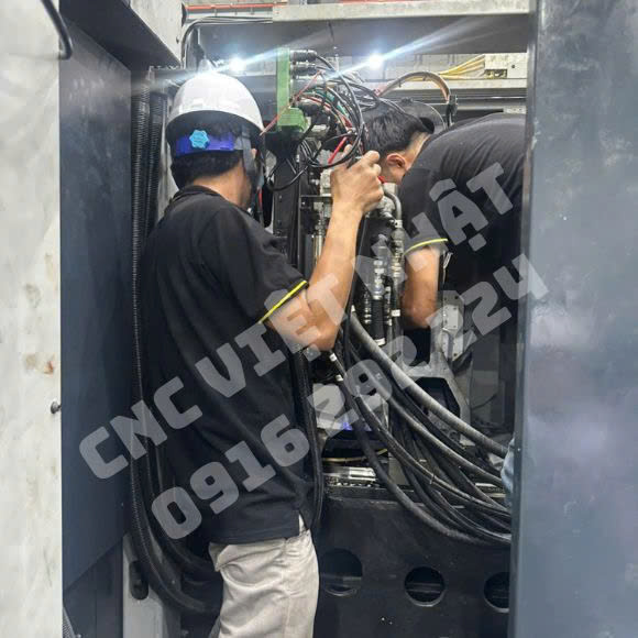 Bảo dưỡng, bảo trì máy CNC tận nơi