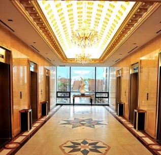 Mẫu cửa tầng nhiều thang máy