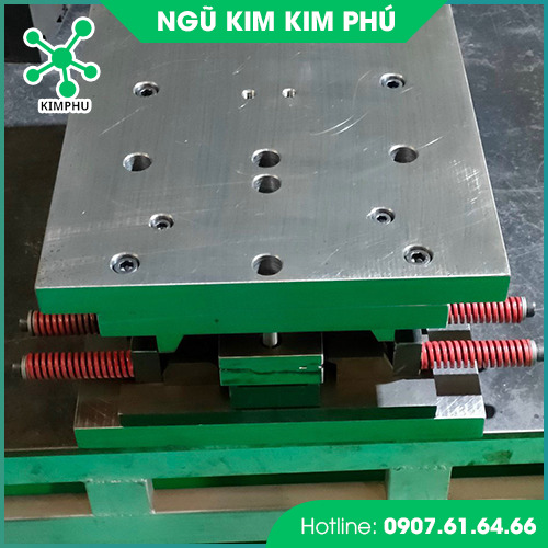 Khuôn mẫu liên hoàn răng inox