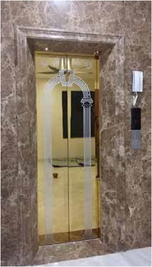 Mẫu cửa tầng inox gương vàng HS-7A
