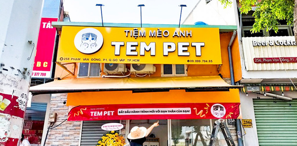 Bảng hiệu quảng cáo