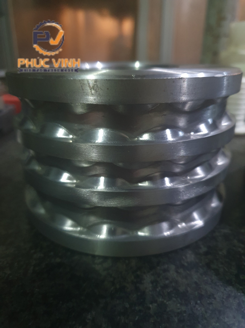 Gia công phay CNC trục rulo