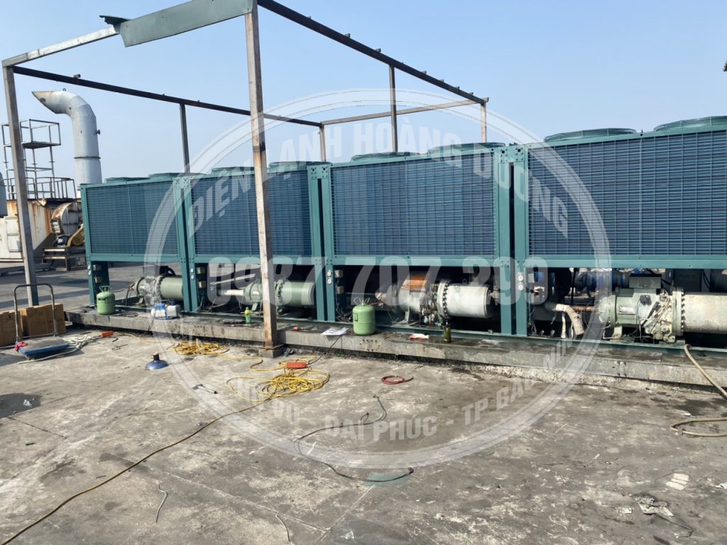 Thay dàn nhiệt Chiller - Air Cooled