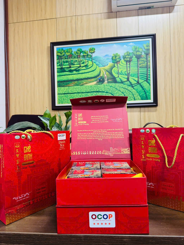 Set quà tặng cao cấp Chè Hoài Trung