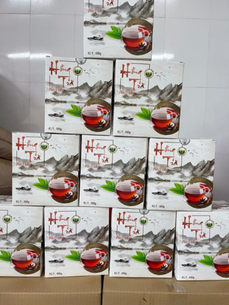 Hồng trà (hộp 500g) - Chè Hoài Trung - Công Ty TNHH Chè Hoài Trung