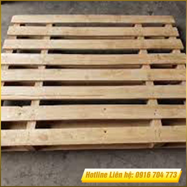 Pallet gỗ