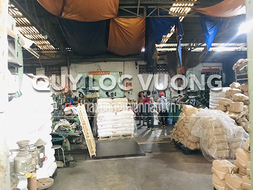 Cho thuê xưởng đóng gói 1.100m2 ở Bình Chánh, HCM - Quý Lộc Vượng - Công Ty TNHH MTV Quý Lộc Vượng