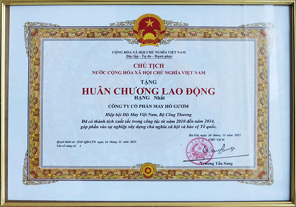 Bằng khen Huân chương lao động hạng 1 2015