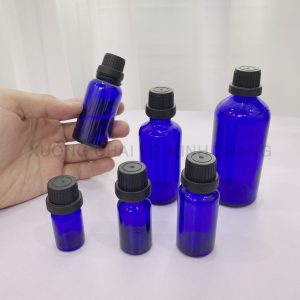 Chai đựng tinh dầu serum xanh nắp đen - Xưởng Chai Lọ Minh Trang