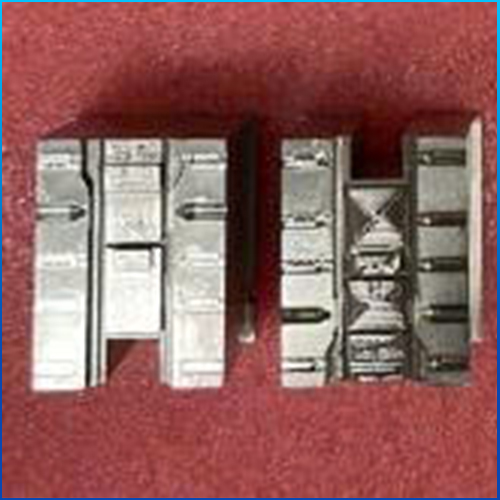 Linh kiện khuôn - Khuôn ép Nhựa - Công Ty Cổ Phần Công Nghệ Khuôn Nhật