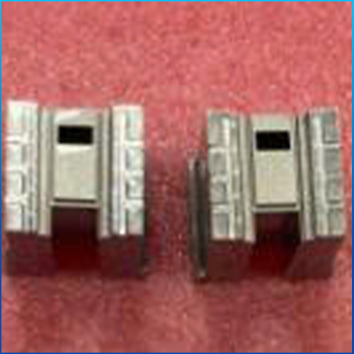 Linh kiện khuôn - Khuôn ép Nhựa - Công Ty Cổ Phần Công Nghệ Khuôn Nhật