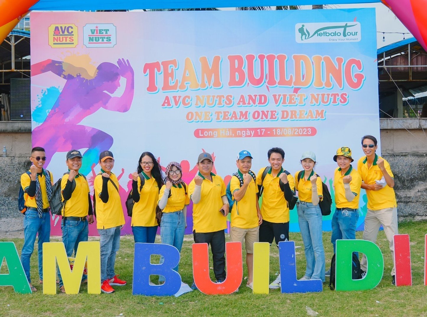 Team building - Công Ty TNHH Thương Mại Dịch Vụ Du Lịch VietBalo
