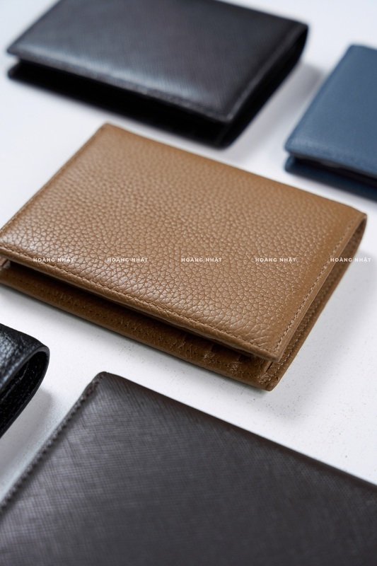 Ví nam dáng đứng (Cánh lật)