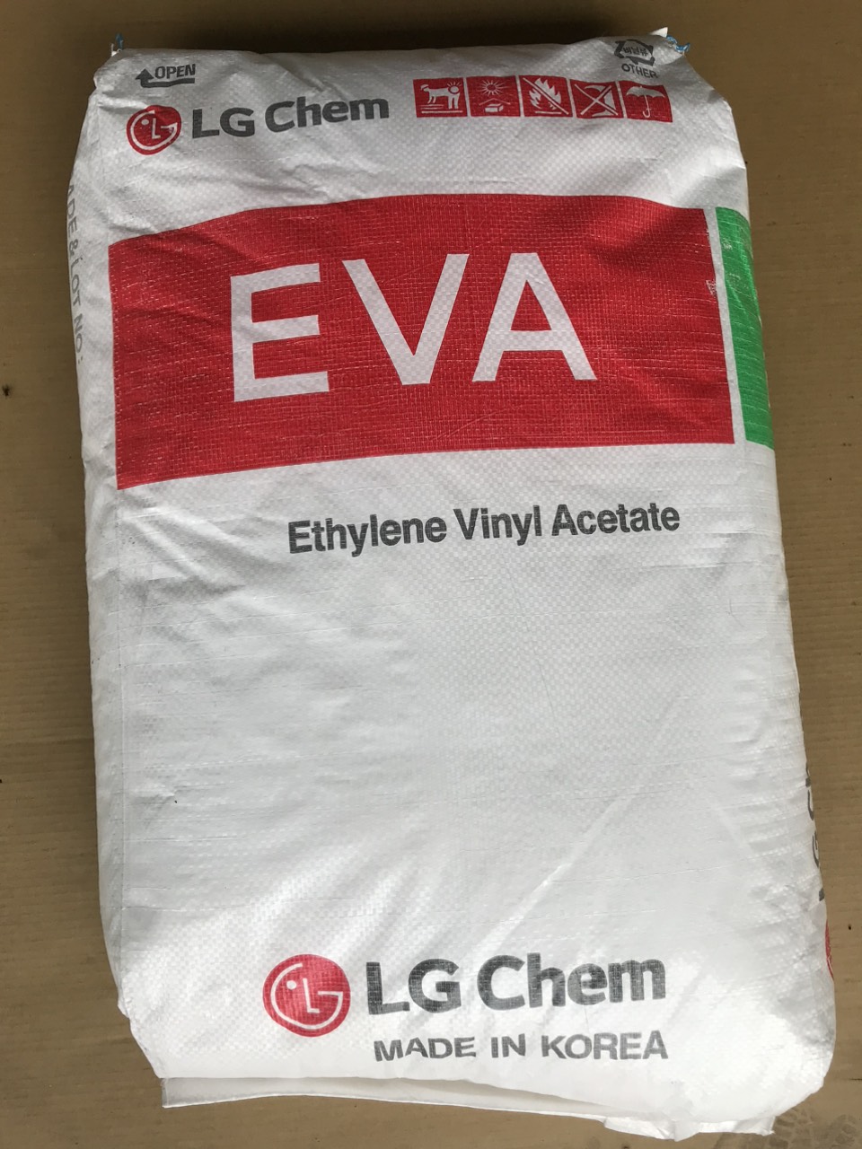 Hạt nhựa nguyên sinh EVA-EA330459(VA 33%)