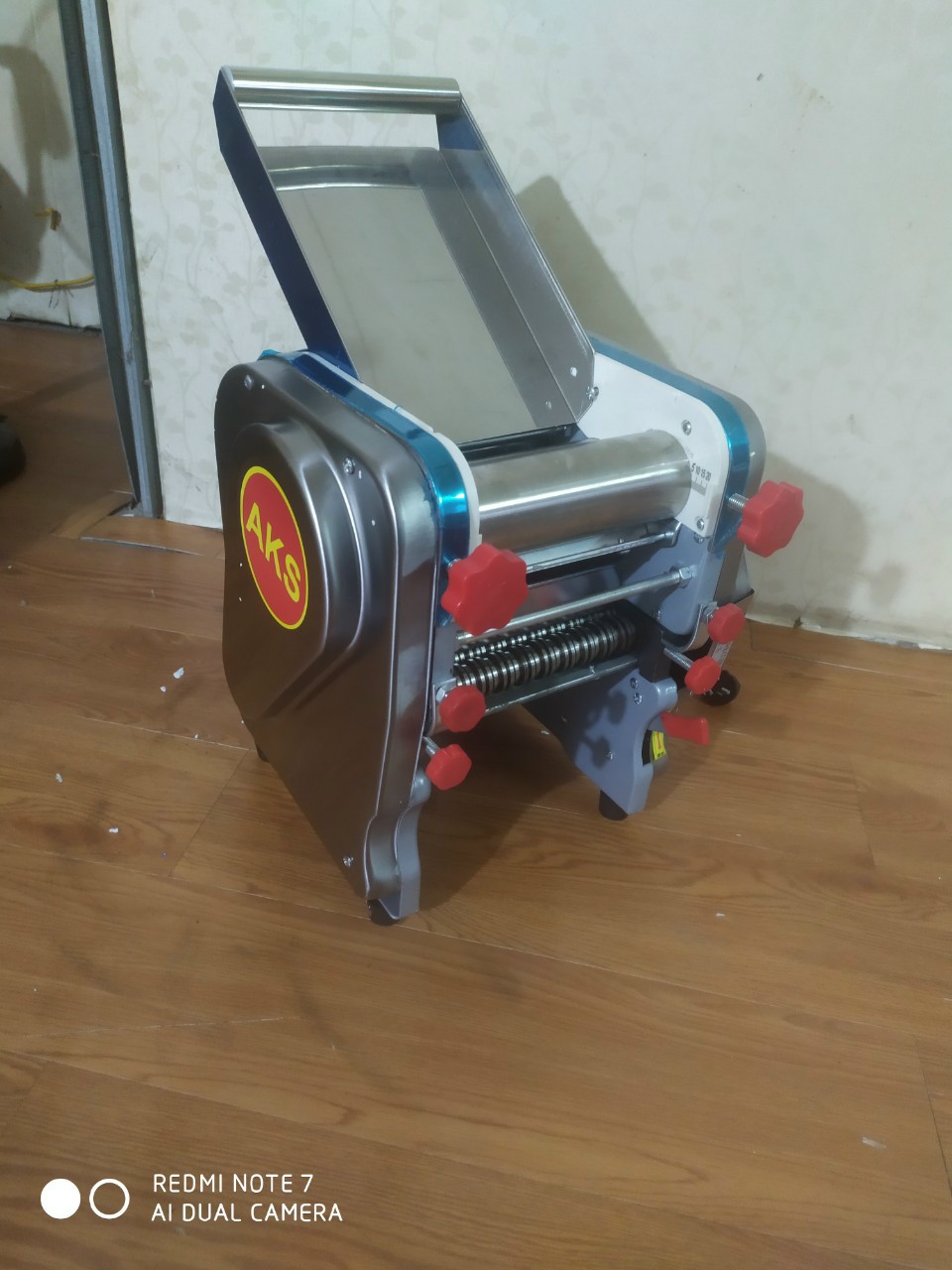 Máy làm sợi mì  tươi