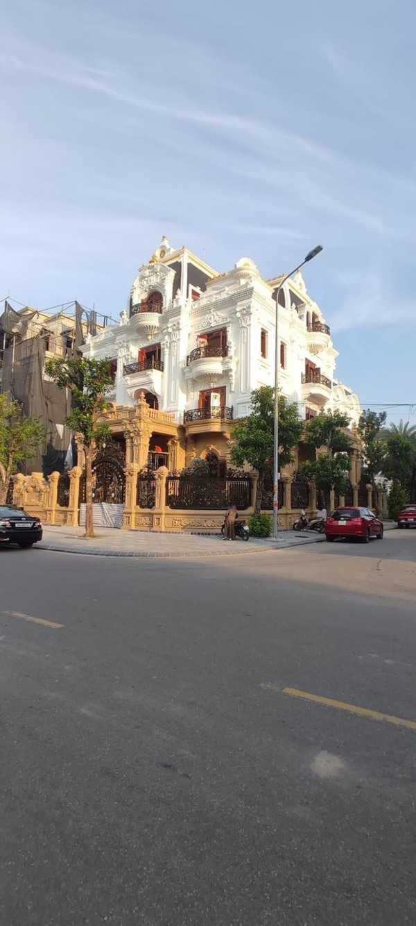 Dự án thi công sơn