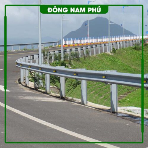 Hộ lan đường bộ - Vật Tư Cầu Đường Đông Nam Phú -  Công Ty TNHH Xây Dựng Và Thương Mại Đông Nam Phú