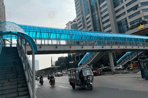 Dự án tấm nhựa lấy sáng cho cầu đi bộ Lê Văn Lương