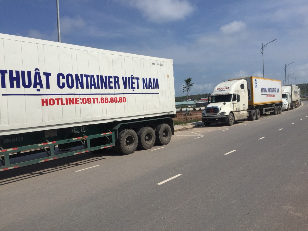 Container lạnh vận chuyển hàng hóa - Chi Nhánh Công Ty Cổ Phần Kỹ Thuật Container Việt Nam