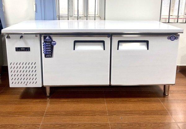 Tủ bàn làm mát trực tiếp - Tủ Lạnh Công Nghiệp Bông Tuyết Việt Nam - Công Ty TNHH Điện Lạnh Bông Tuyết Việt Nam