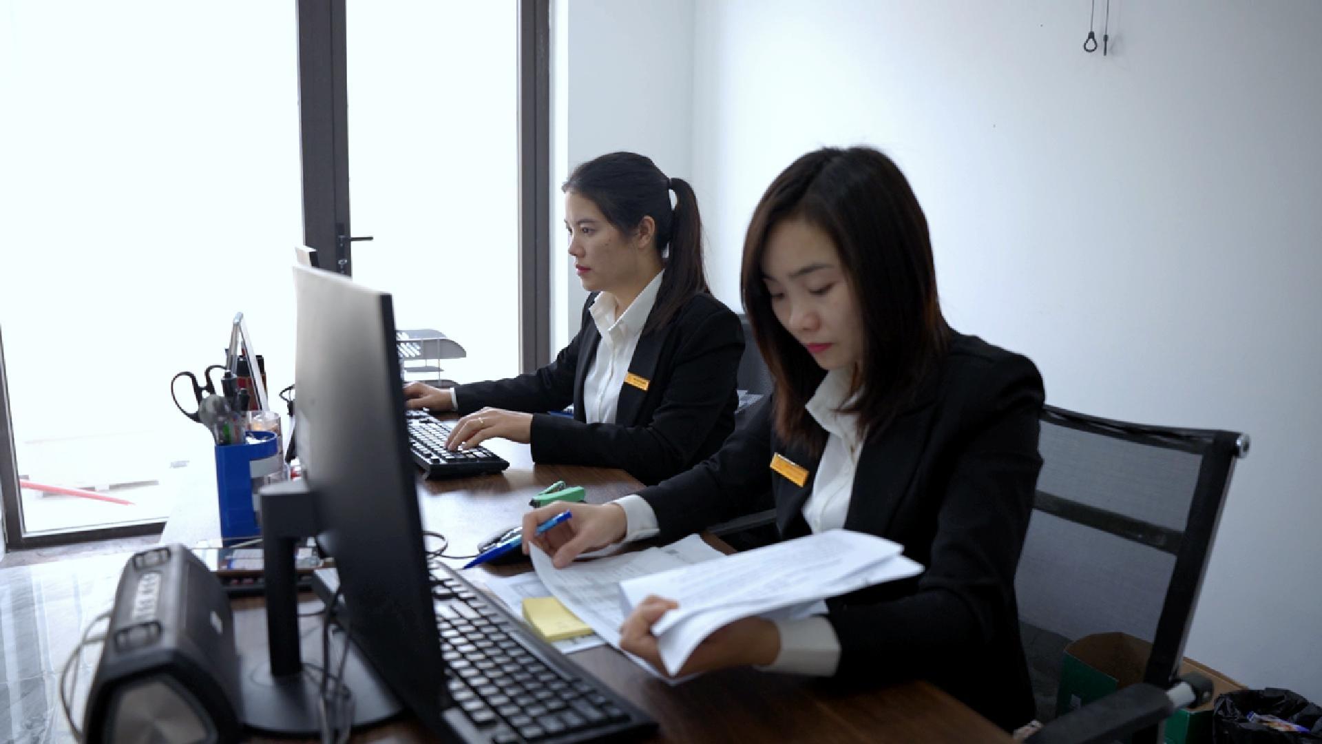 Hình ảnh công ty thang máy kỹ thuật điện AZ