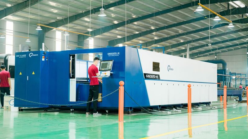 Hình ảnh nhà máy - Cửa Thép Vân Gỗ Trường Phát - Công Ty CP Cửa Thép Trường Phát