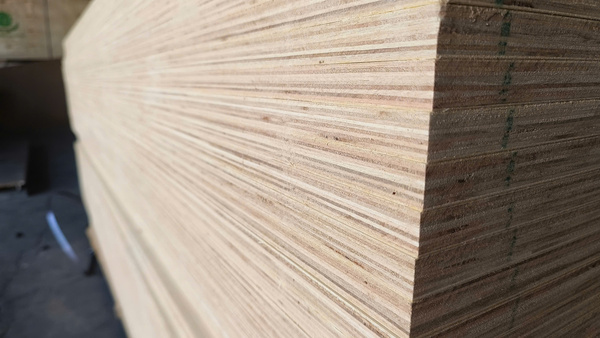 Ván ép cốt dán melamine - laminate - Ván ép TH  -  Công Ty Trách Nhiệm Hữu Hạn Thương Mại Gỗ TH