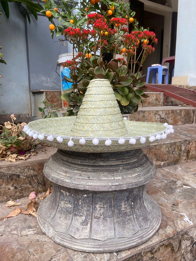 Hình ảnh sản xuất Mũ Rơm Việt Nam